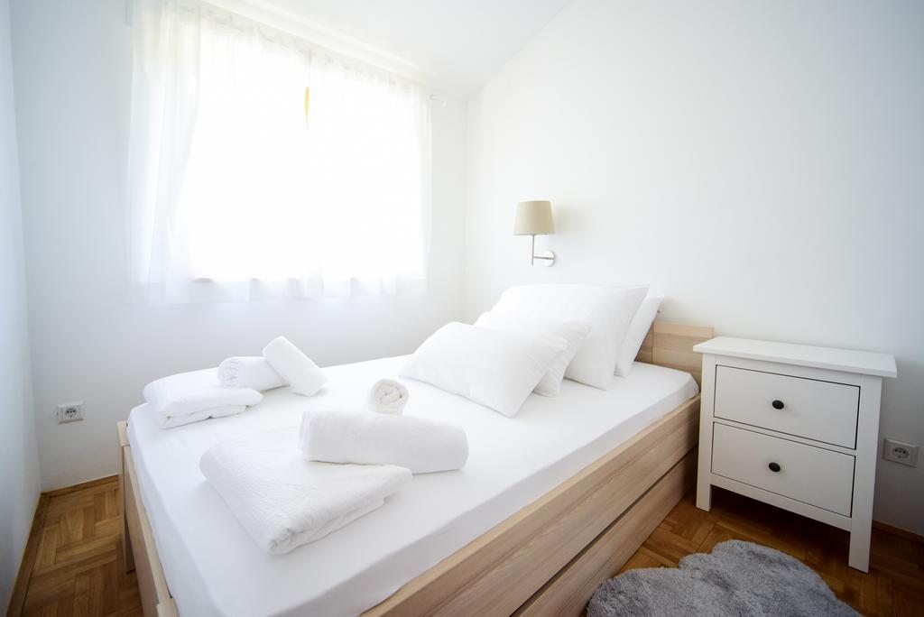 Apartments Villa Perla Rovanjska Chambre photo
